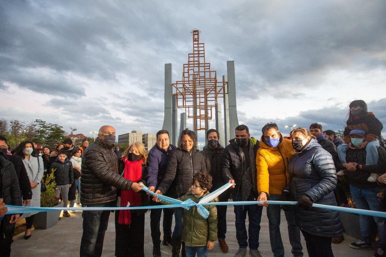 Se realizó la celebración en el Paseo del Centenario