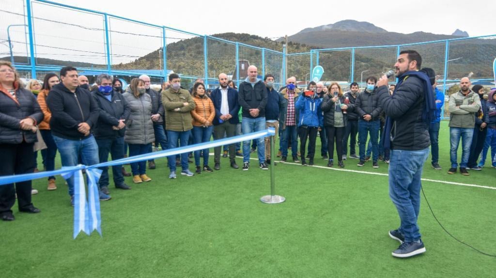 Inauguran la Plaza «ARA San Juan» y el Playón «Facundo José Godoy»