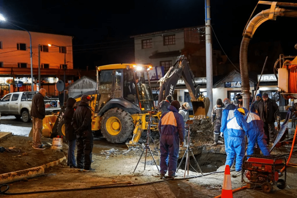 El servicio de agua se regulariza en la zona centro oeste