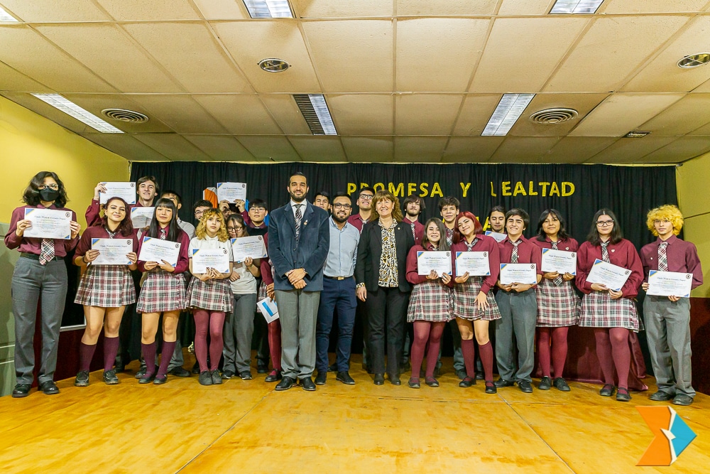 Estudiantes de la EMEI prometieron la Constitución fueguina