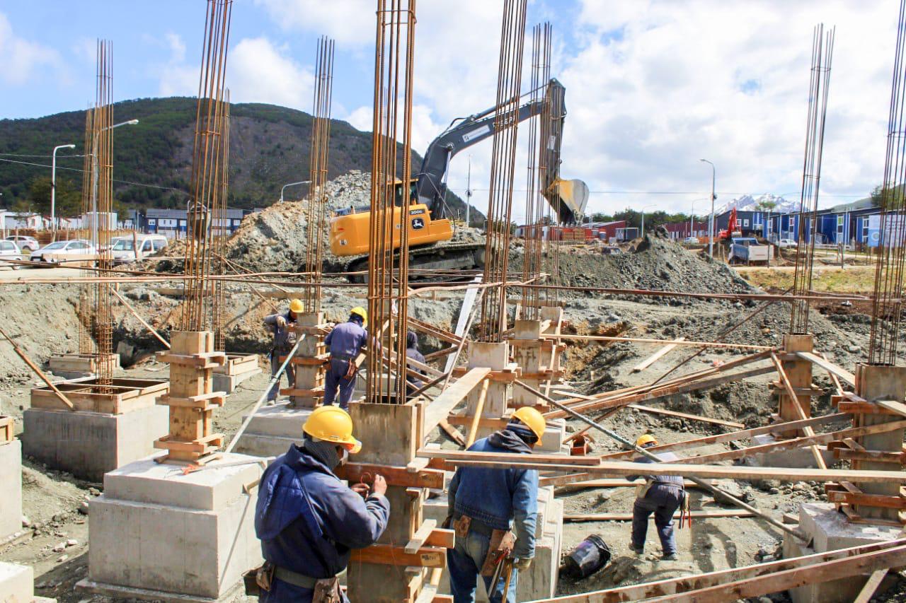 Casa Propia: Comenzó la construcción de las 54 viviendas en Ushuaia