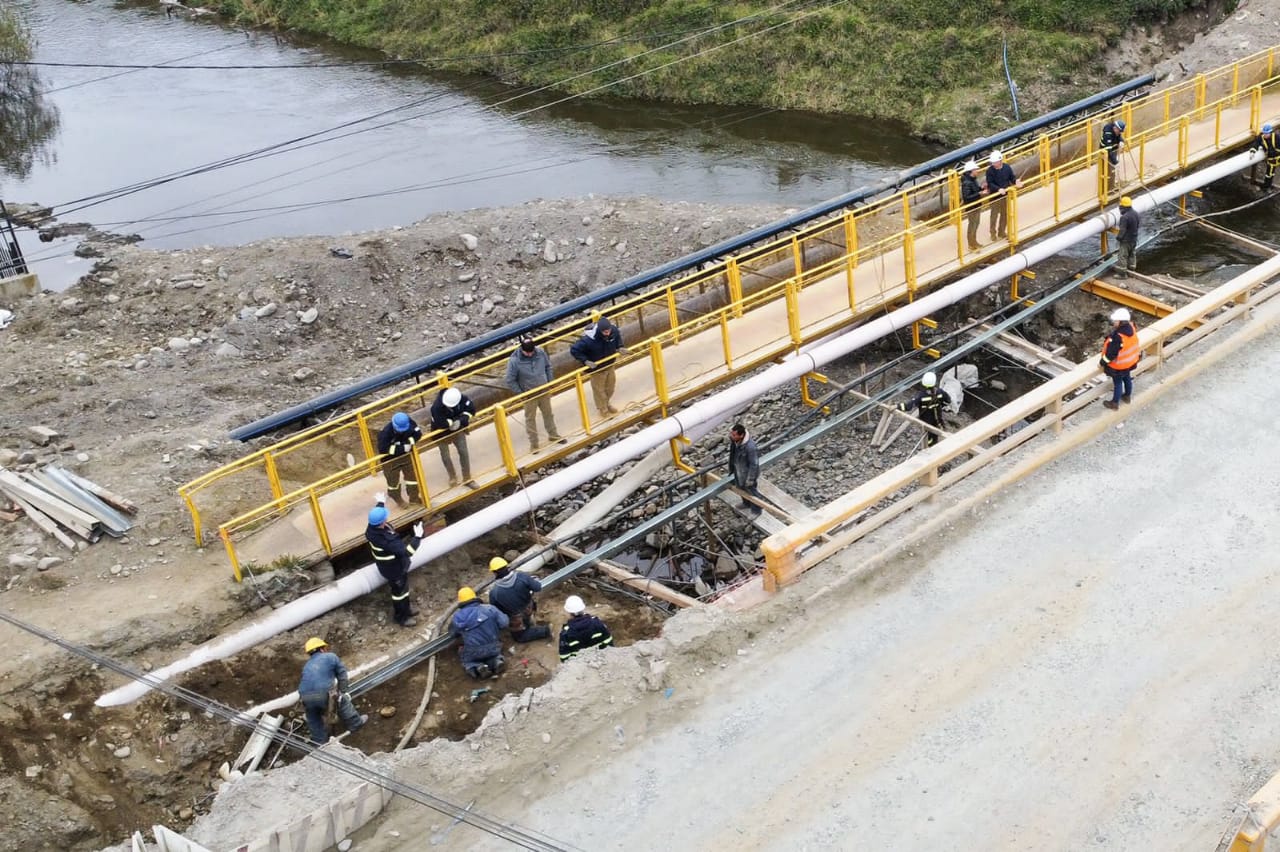 Avanza la colocación del nuevo puente sobre el Arroyo Grande