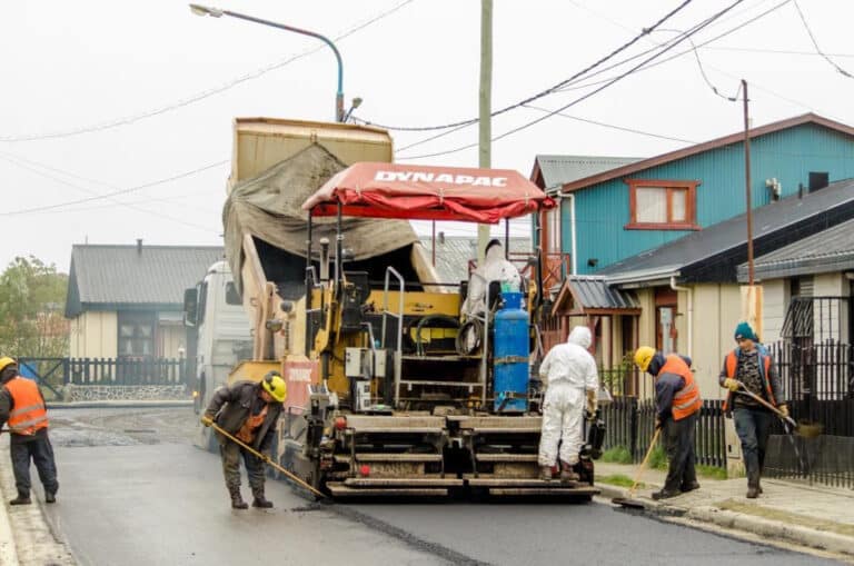 Comenzaron los trabajos de pavimentación en las 640 Viviendas