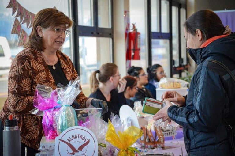 Se realizo con éxito la Expo Pascuas y la búsqueda de huevos de chocolates