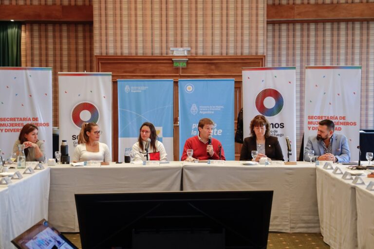 El Consejo Federal del Ministerio de las Mujeres, Género y Diversidad se realiza en Ushuaia