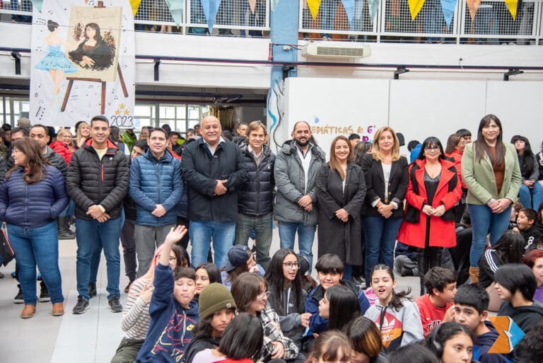 Legisladores participaron de la inauguración de la Plaza de las Artes