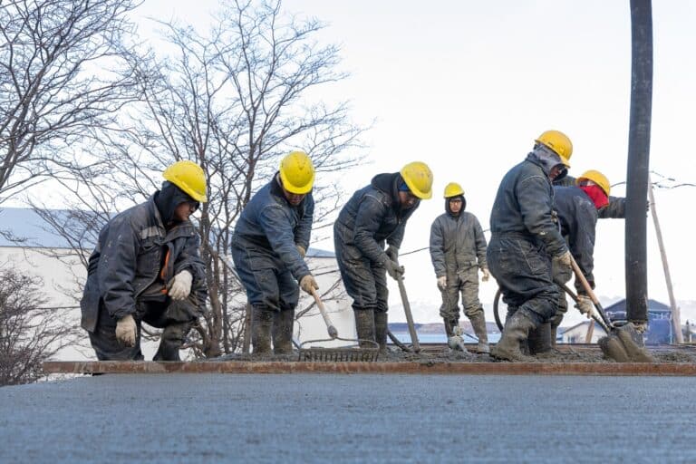 Por la veda invernal, trabajadores de la construcción serán subsidiados