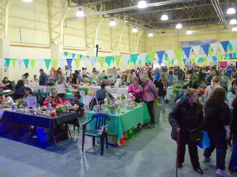 Más de 50 stands de emprendedores estuvieron presentes en la Expo de Economía Circular