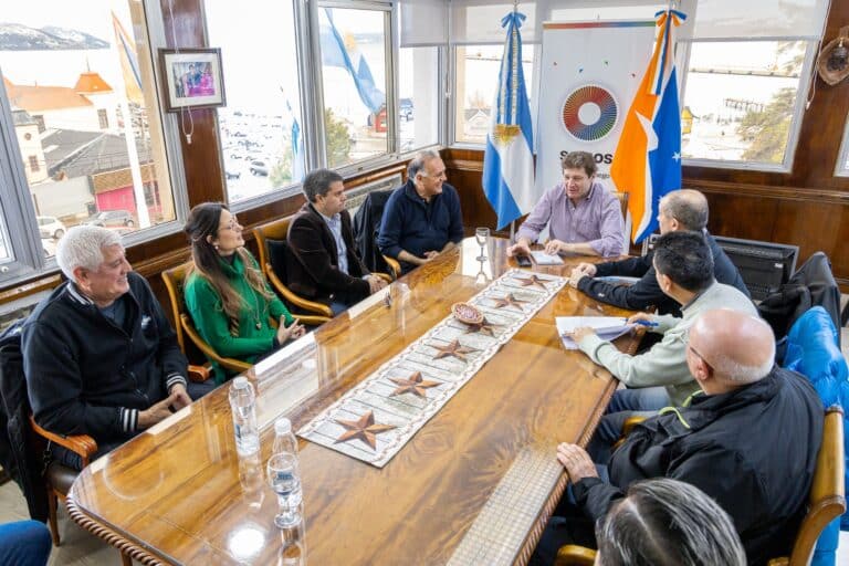 Melella y combatientes abordaron la situación del radar en Tolhuin