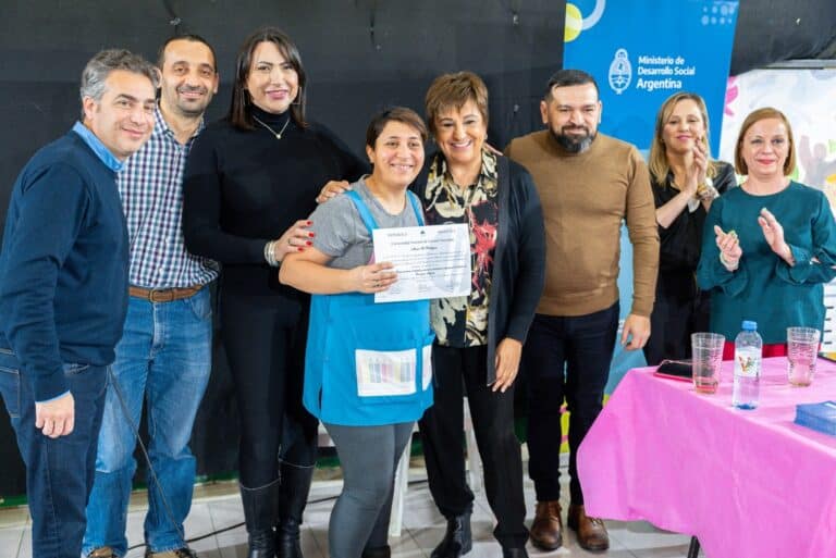 Realizan una capacitación a cuidadores y cuidadoras de la primera infancia