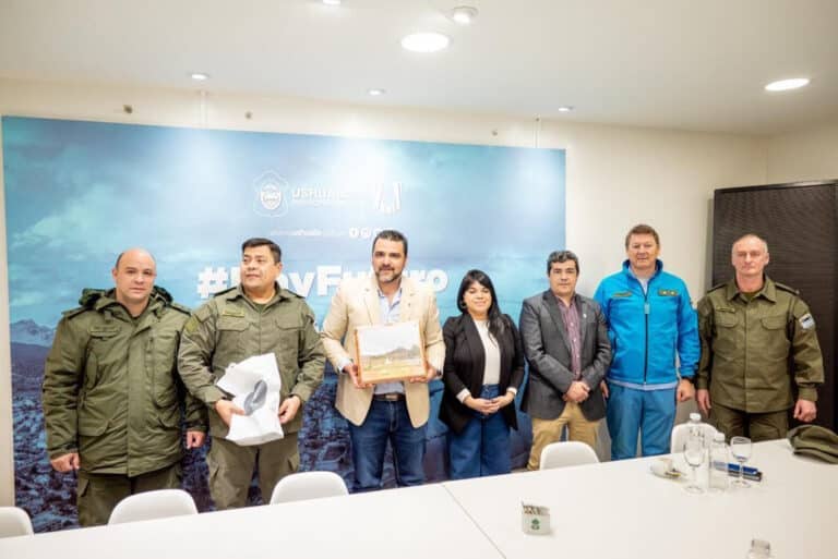 Municipio y Gendarmería firmaron un convenio de colaboración mutua