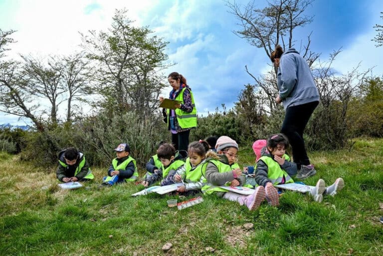 Niños y niñas del Jardín N° 20 participaron del programa «Arte en el Paisaje»