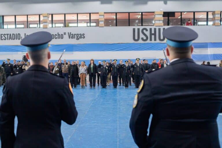 Se realizo el acto por el 202 Aniversario de la Policía Federal Argentina