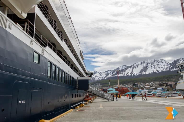 Destacan la presencia del Atlas World Voyager en el puerto ushuaiense