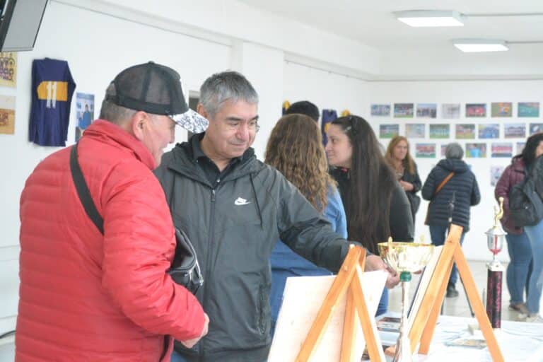 El Centro Cultural “Nueva Argentina” inauguró muestra sobre el Club Fueguino