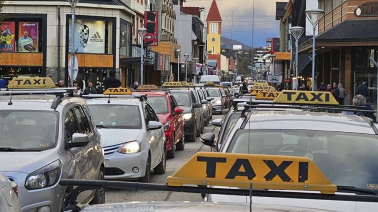 Taxis vuelven a aumentar un 20% desde este fin de semana